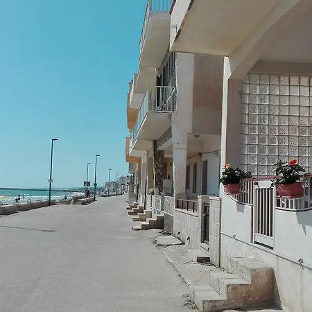 Donnalucata Apartment